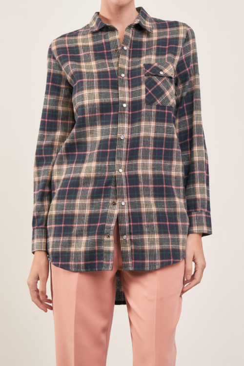 CAMISA VIYELA CON BROCHES