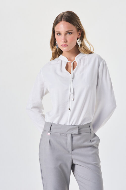 CAMISA CON CORDÓN
