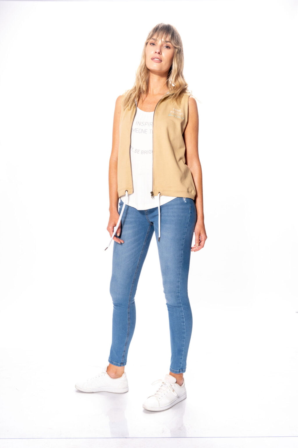 PANTALÓN JEAN TIRO ALTO