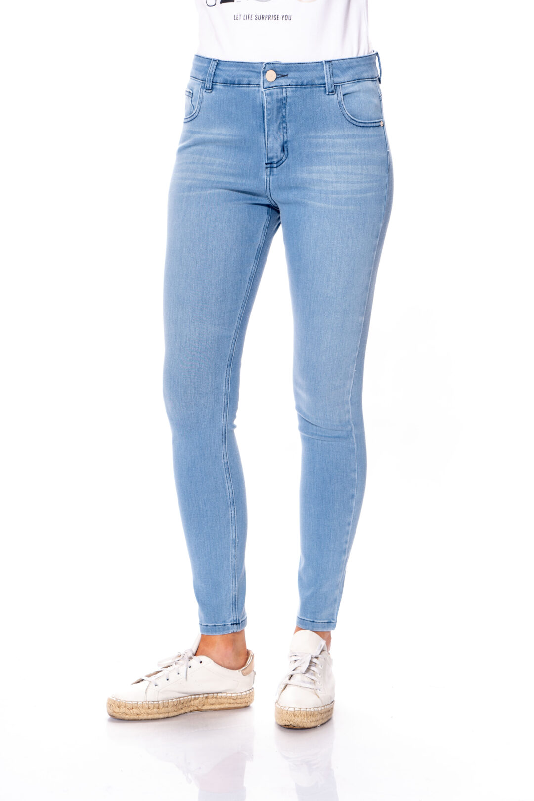 DENIM DAMA