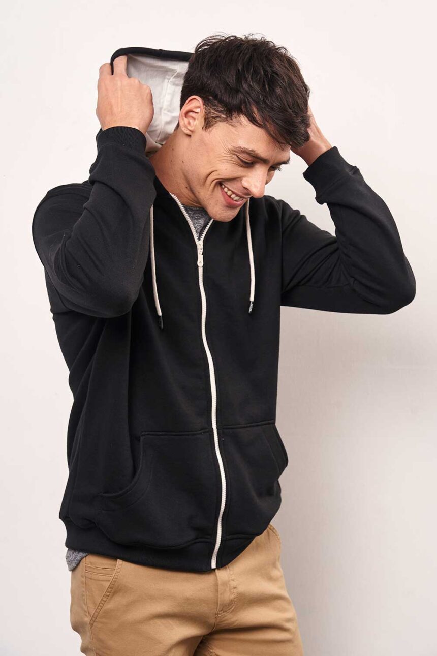 CAMPERA CON CAPUCHA - Imagen 6