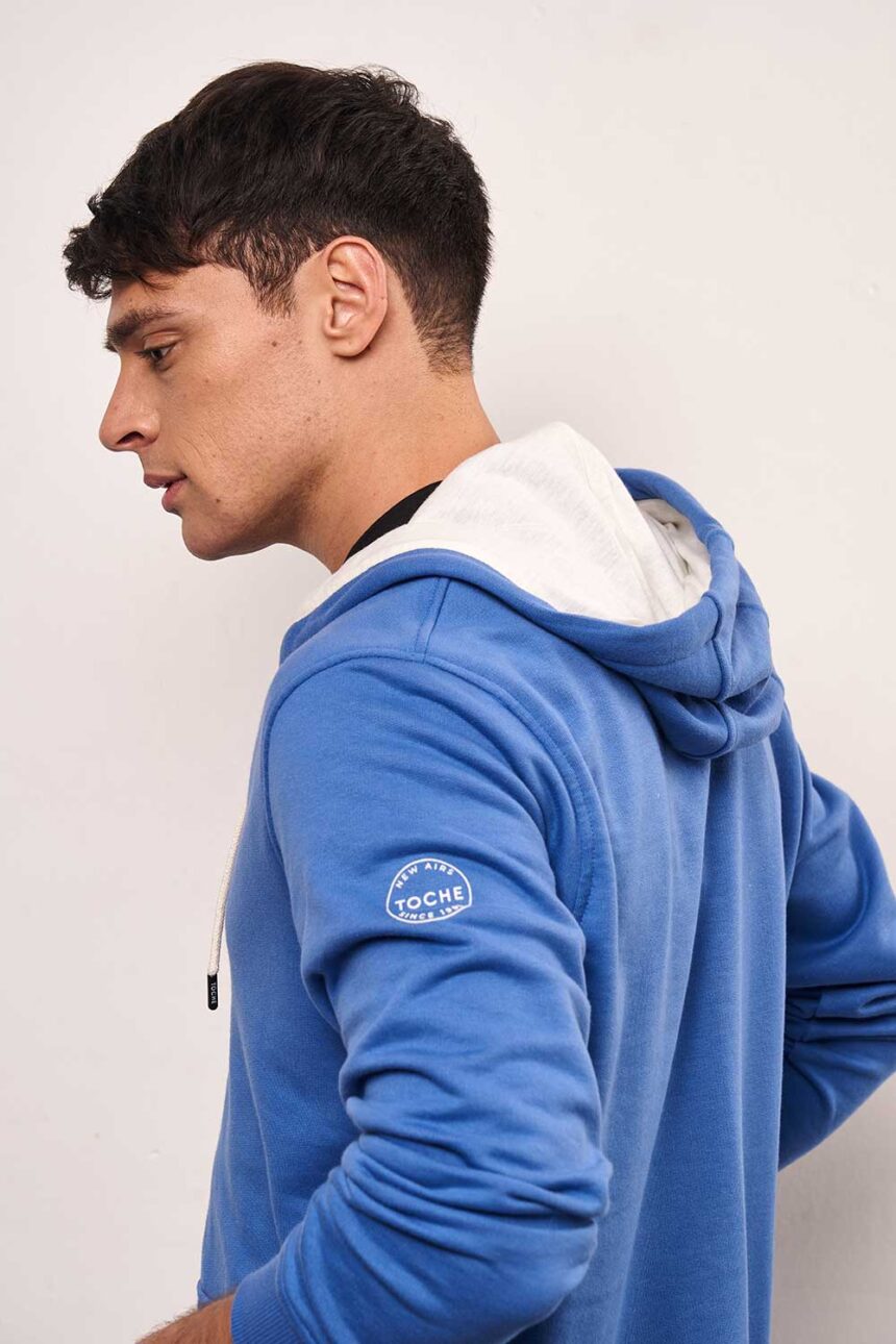 CAMPERA CON CAPUCHA - Imagen 8