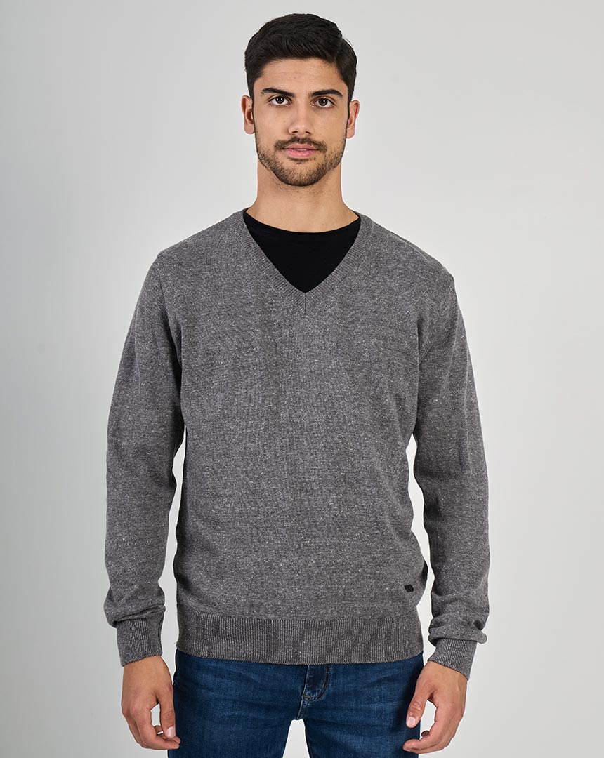 SWEATER ESCOTE V MENGUADO LISO
