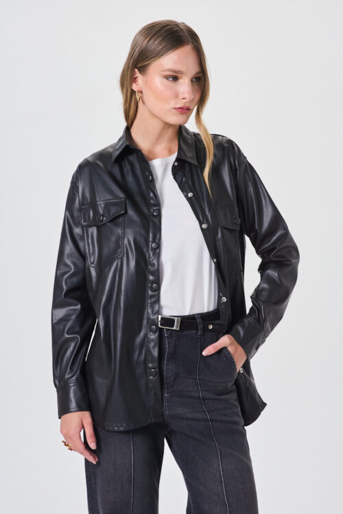 CAMISA EN PU BROCHES