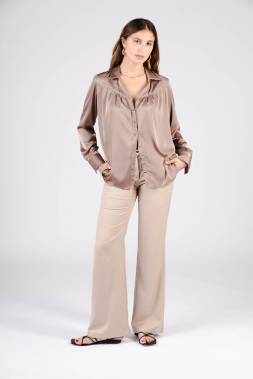 CAMISA ESCOTE V CANESU