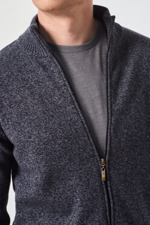 SWEATER CAMPERA CON CIERRE