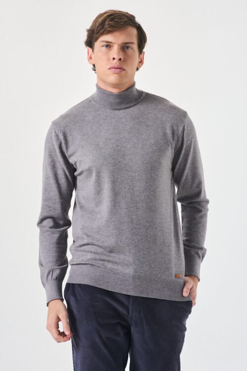 SWEATER POLERA CON SPANDEX GRIS