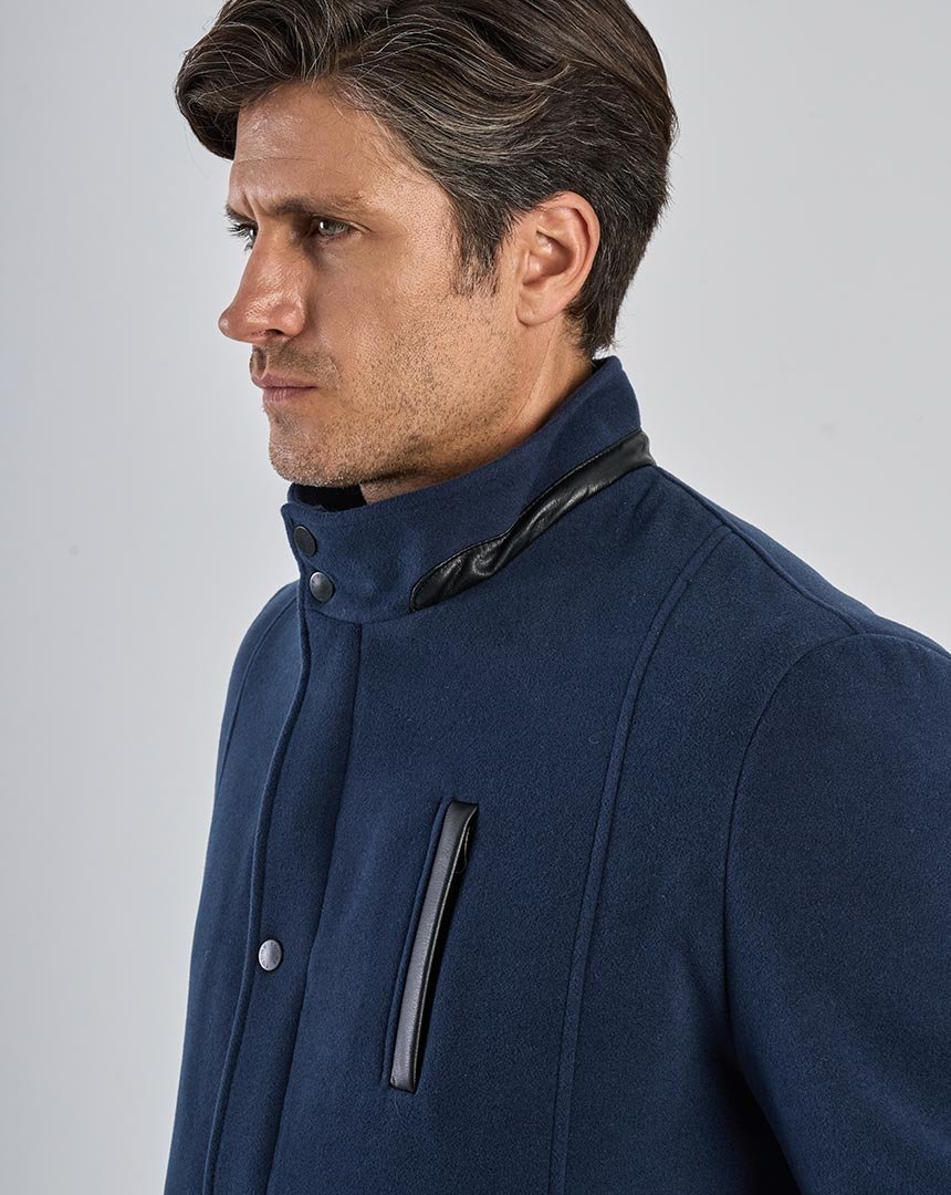 GABAN CORTO CON MATELASSE Y CIERRE COMBINADO - Imagen 2