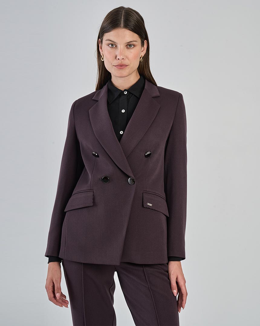 SACO SASTRERO CRUZADO LARGO UVA