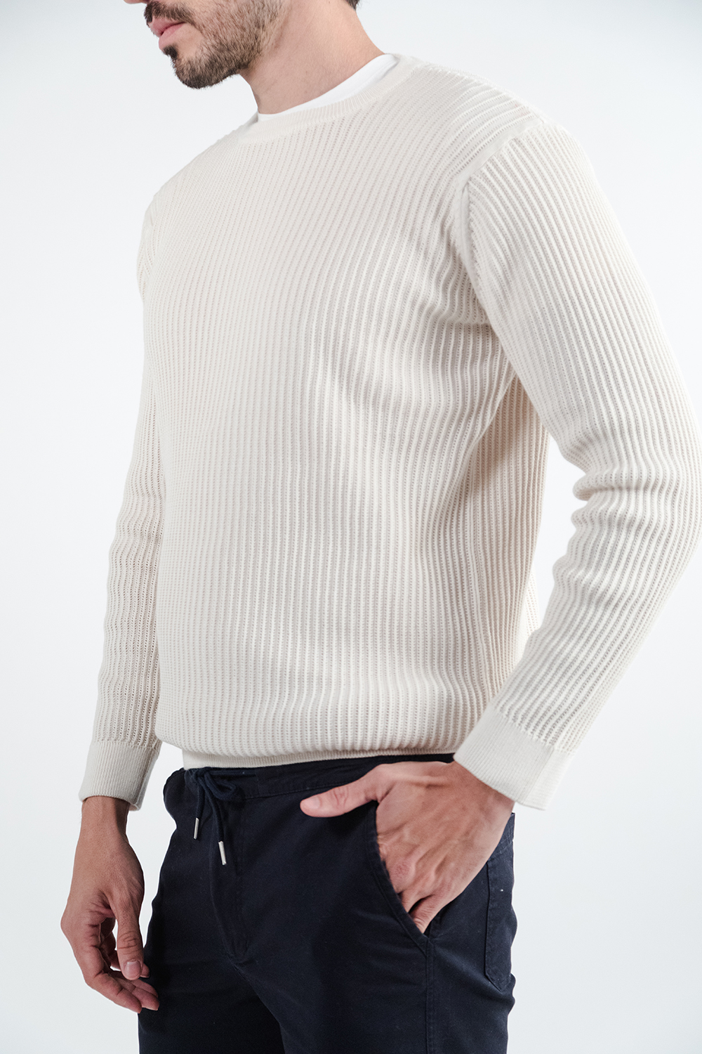 SWEATER CUELLO REDONDO CALADO - Imagen 2