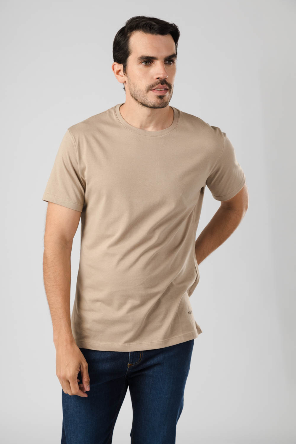 REMERA CUELLO REDONDO GIORGIA